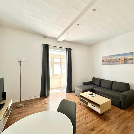 Central And Modern Valletta Flat Екстер'єр фото