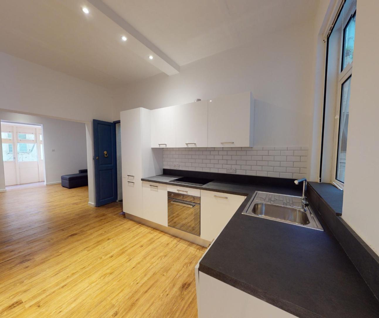 Central And Modern Valletta Flat Екстер'єр фото