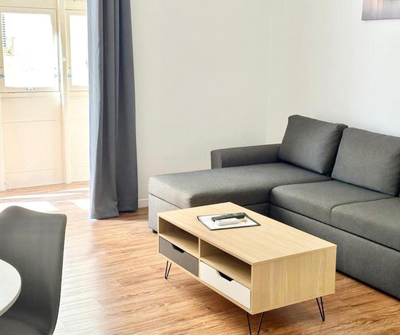 Central And Modern Valletta Flat Екстер'єр фото